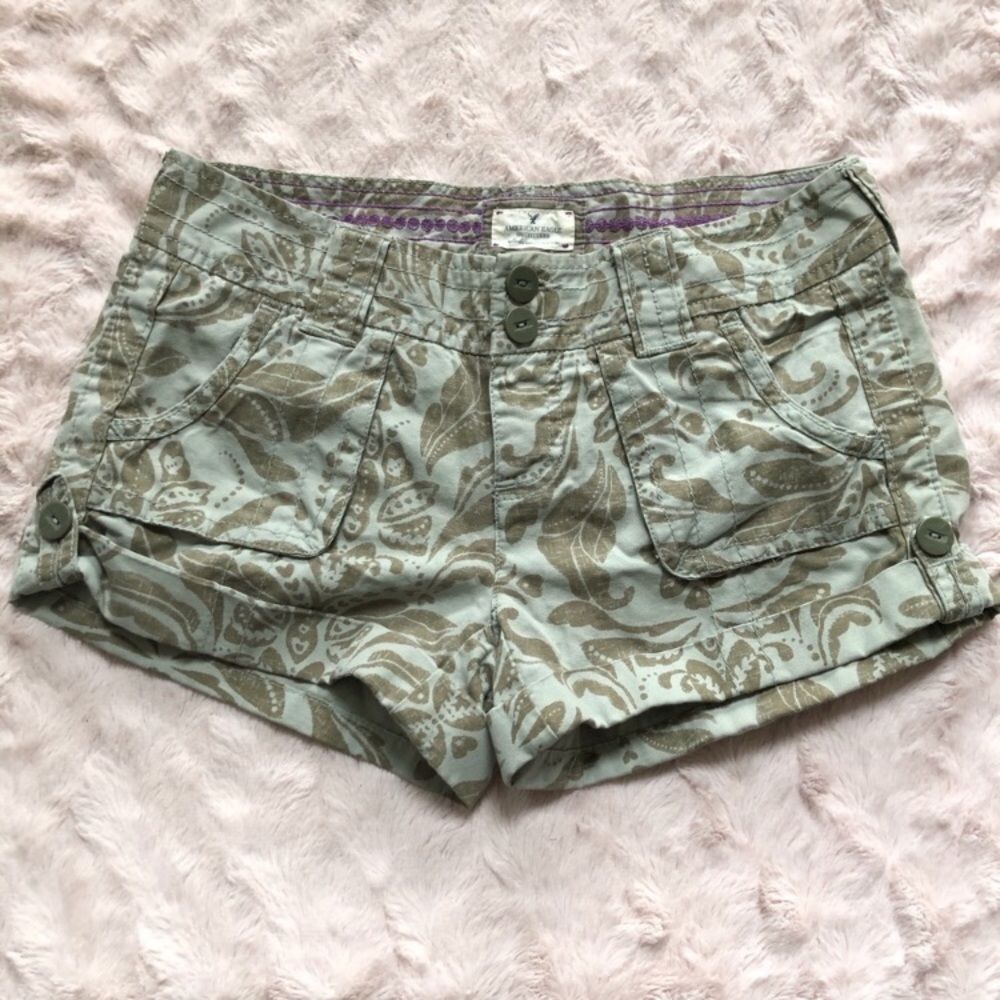NWT American Eagle shorts size 2